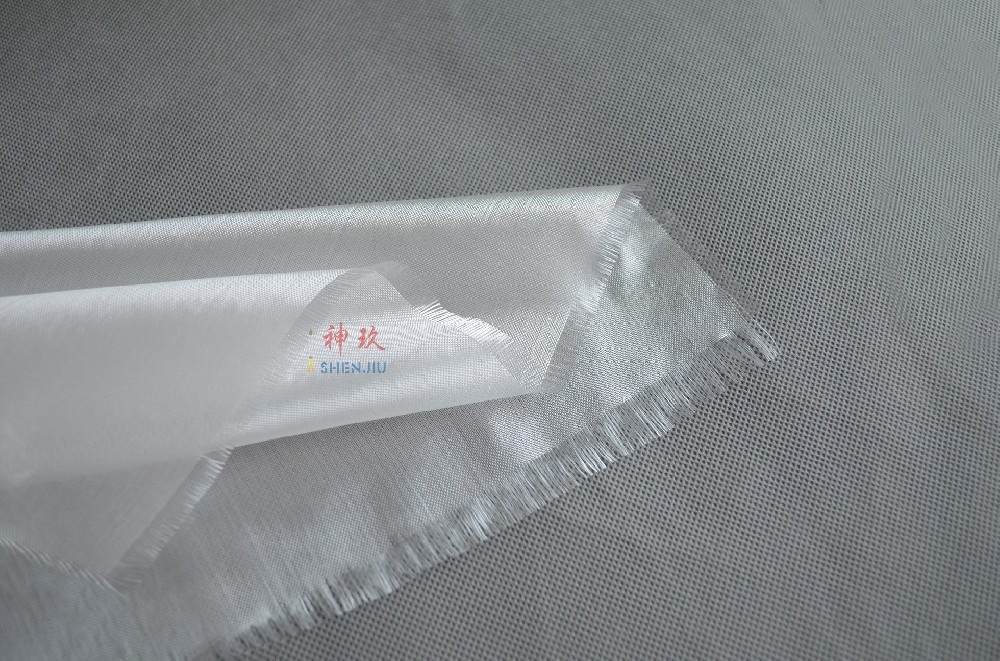 石英纤维电绝缘性的特征应用